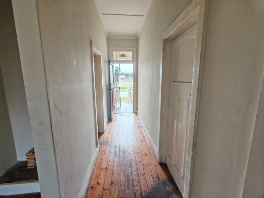 8 Bedroom Property for Sale in Sydenham Eastern Cape